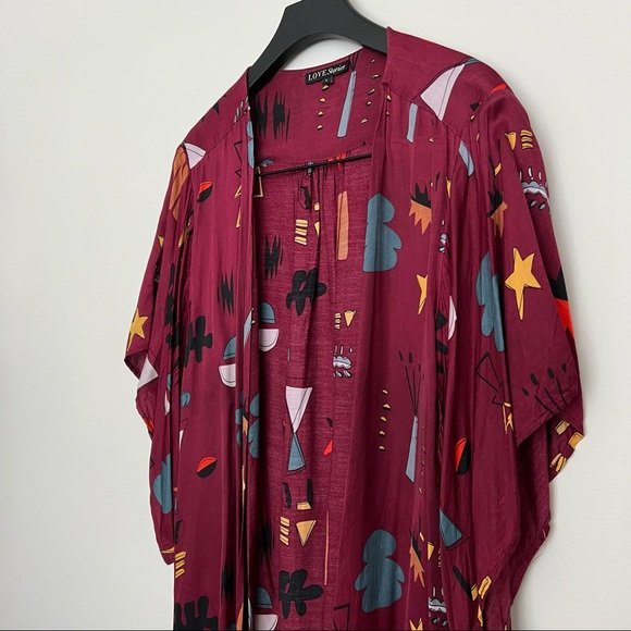 LOVE STORIES • Printed Satin Kimono Robe - Picture 3 of 7